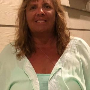 Meet your Posher, Myra